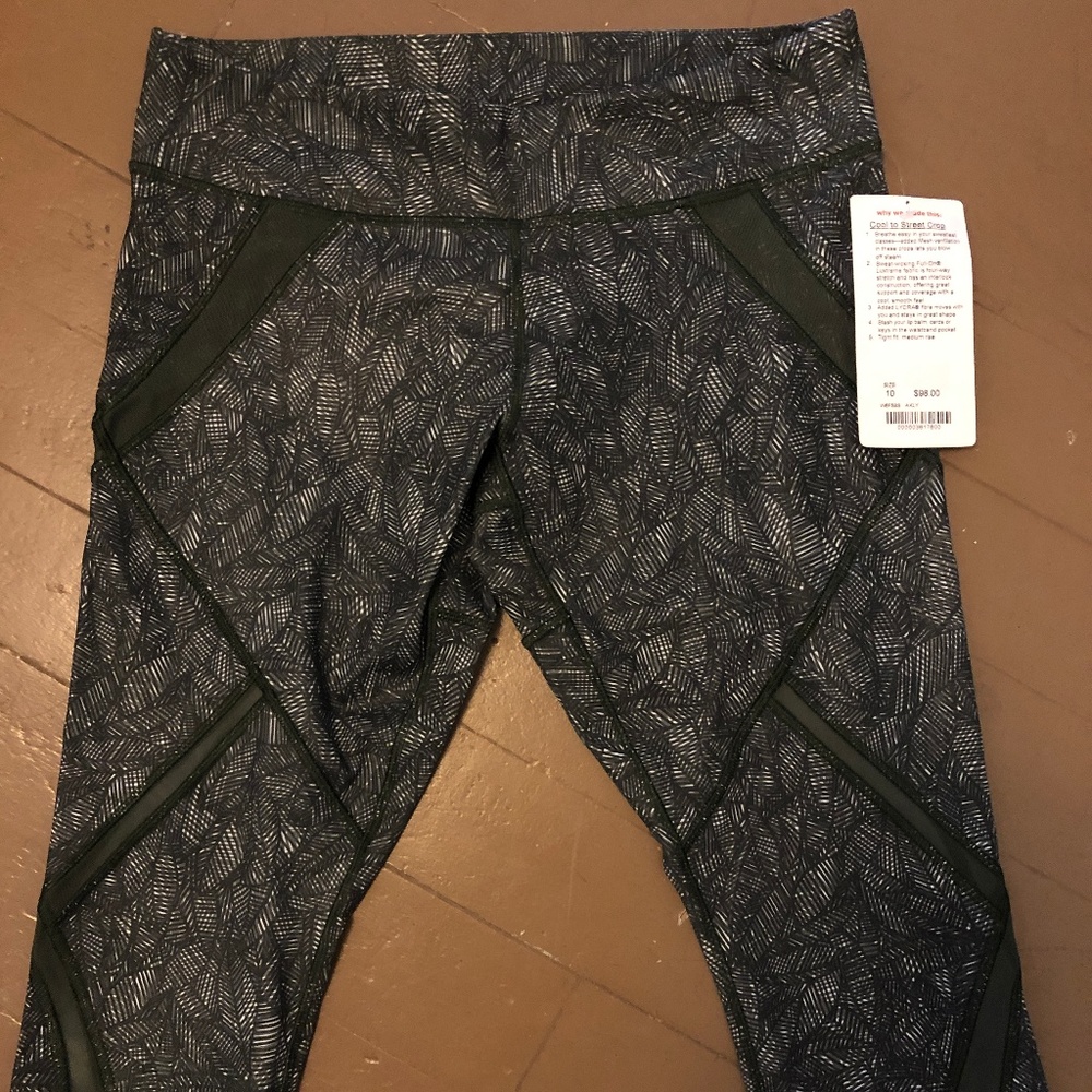 Lululemon Capri Leggings NEW WITH TAGS